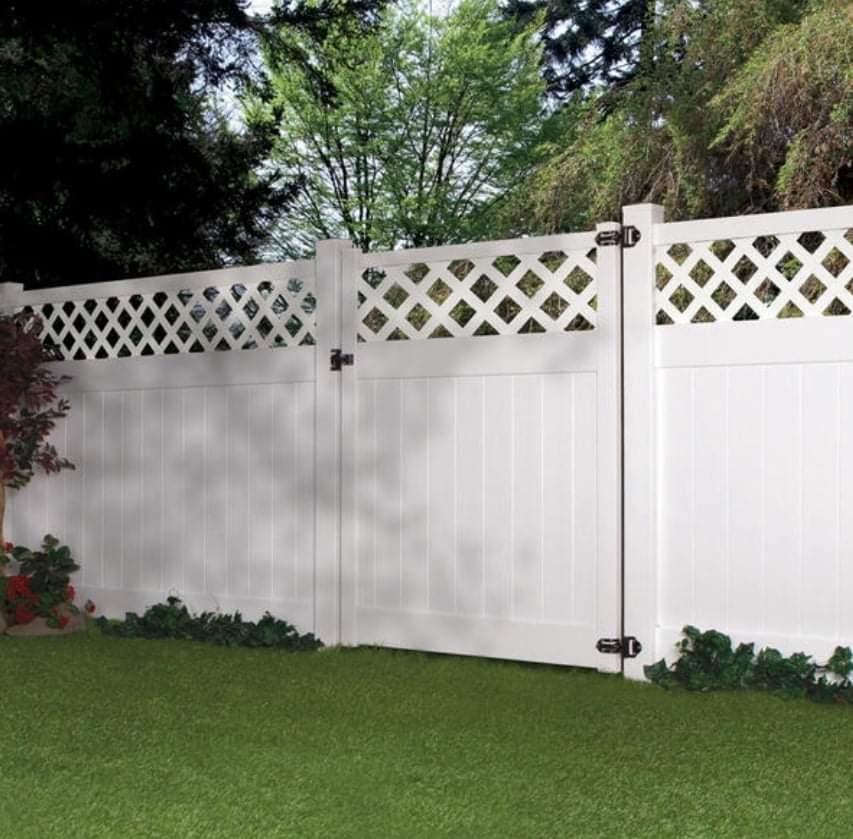 Vinyl arrowwood fence